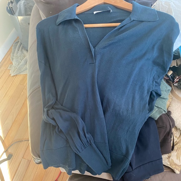 Leo Pullover in Silk Jersey from MM LaFleur - Picture 8 of 9